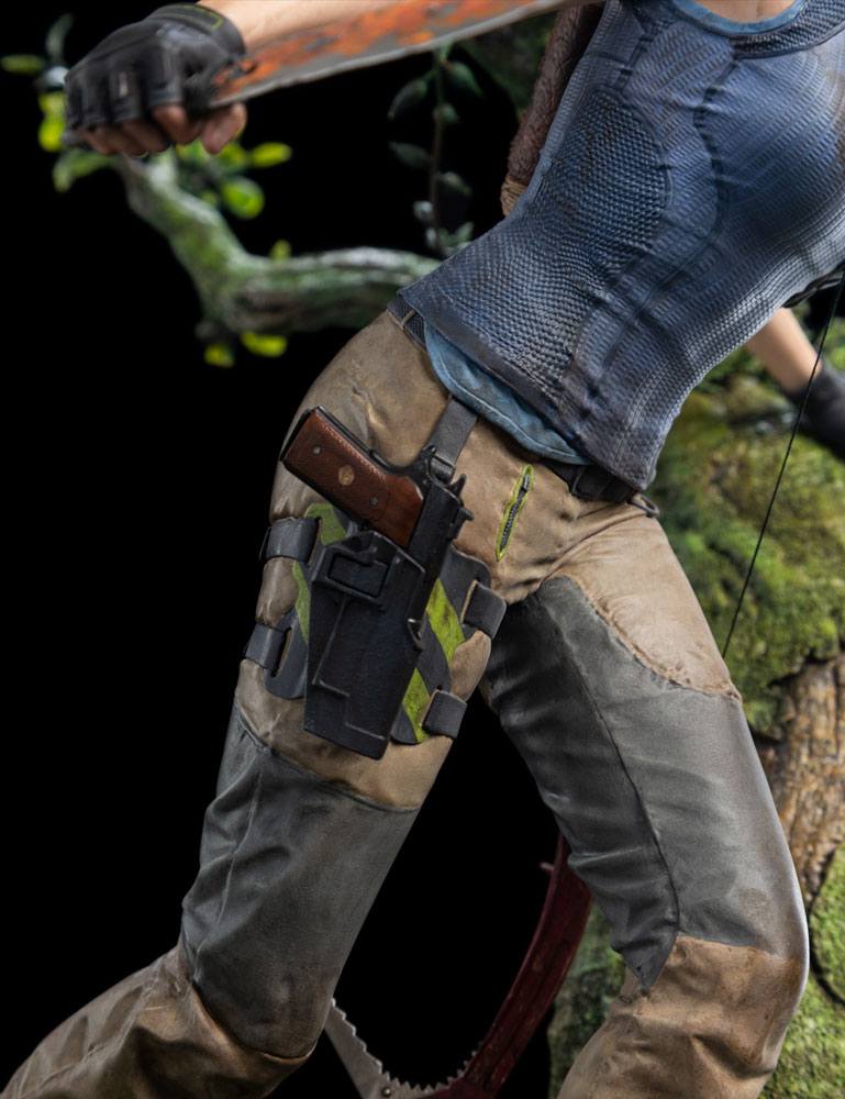 Tomb Raider Lara Croft Queen of the Jungle Statue